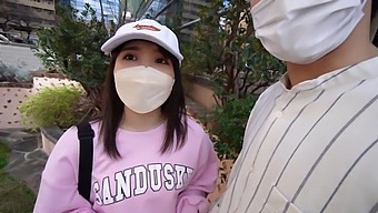 Aoi Kururugi'S Oral Skills Impress Her M Boyfriend During A Blowjob Date In Tokyo