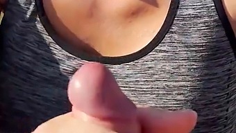 얼굴 마무리와 오랄 쾌감 모음