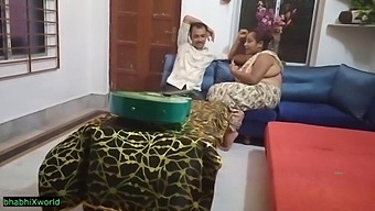Indian Bhabhi Wants To Be Fucked By Bf