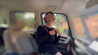 Amateur Women Discover Outdoor Masturbator And Receive Facial Cumshot